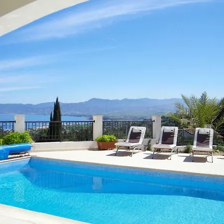 Villamia Ferienhaus Neo Chorio