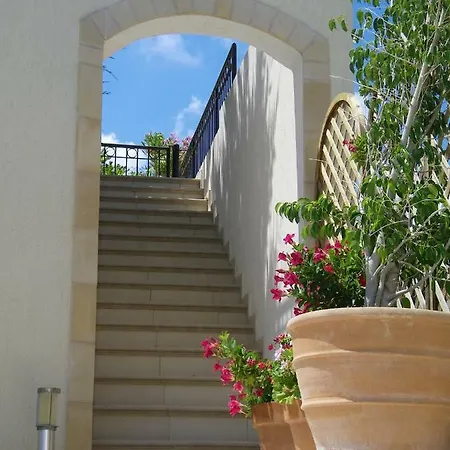 Villamia